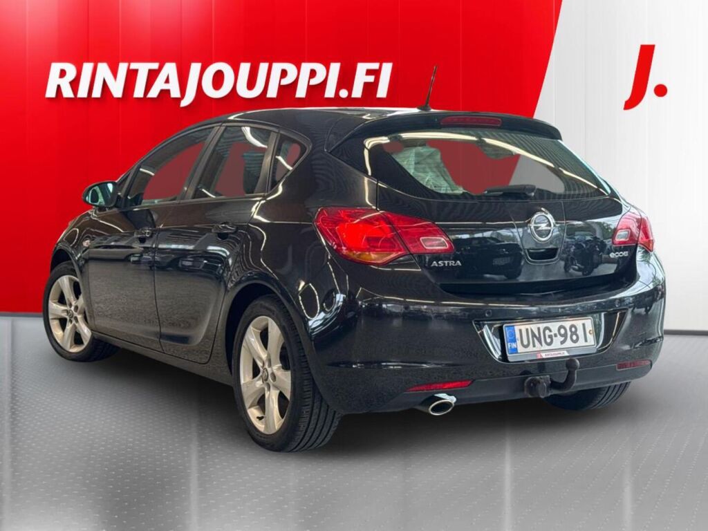 Opel Astra 2012, kuva 3/19