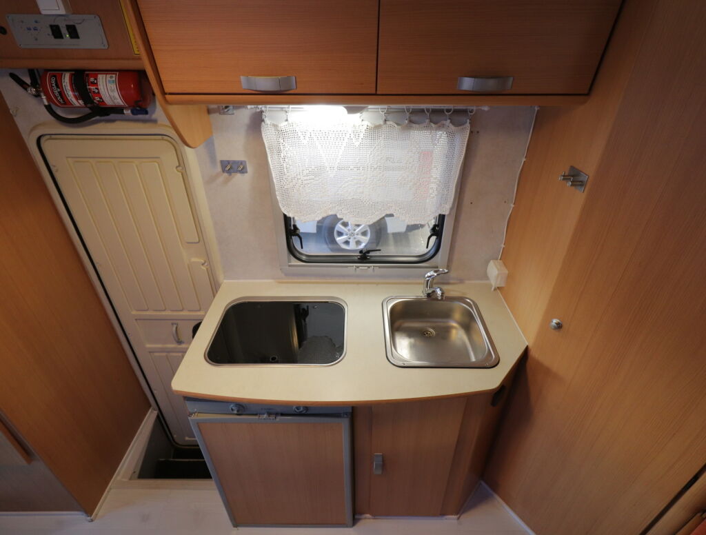 Rimor KATAMARANO 3 2005 Valkoinen