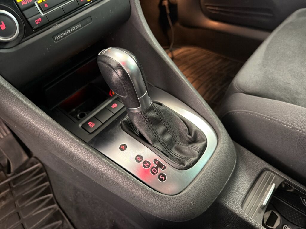 Volkswagen Golf 2011 Harmaa