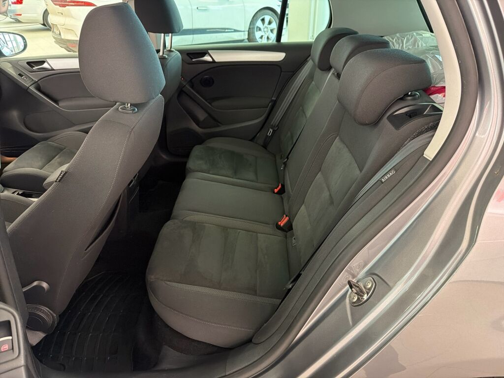 Volkswagen Golf 2011 Harmaa