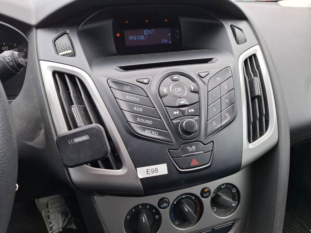 Ford Focus 2012 Harmaa