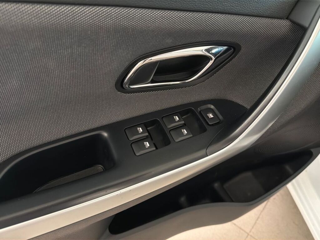 Kia Ceed 2013 Valkoinen