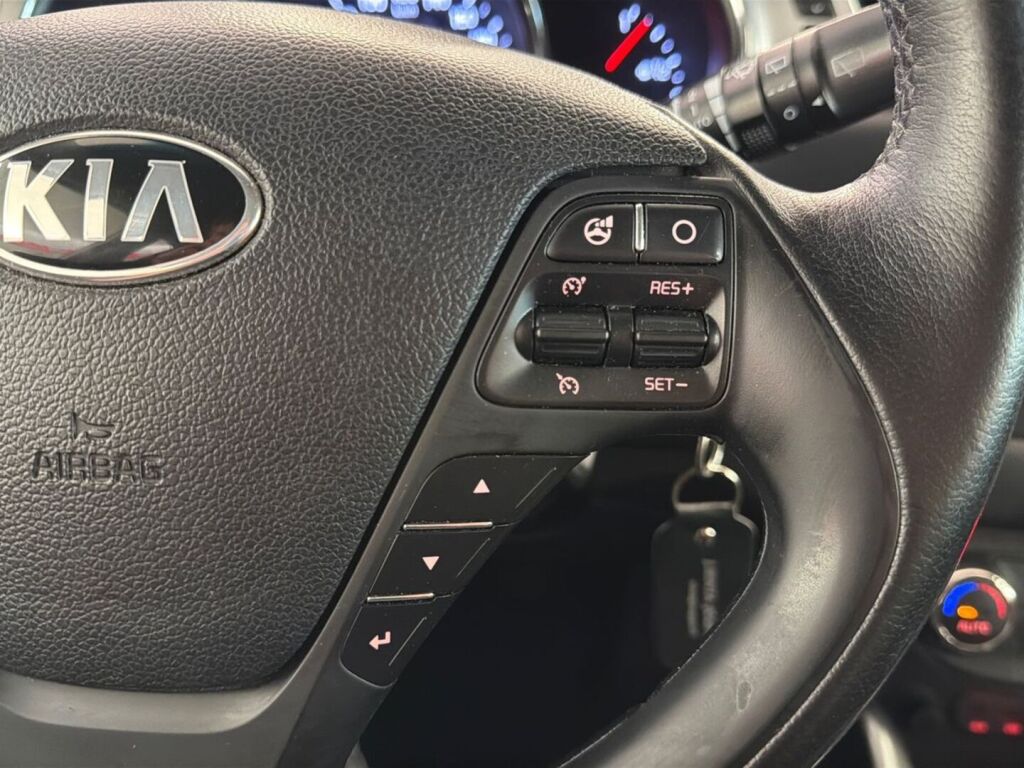 Kia Ceed 2013 Valkoinen