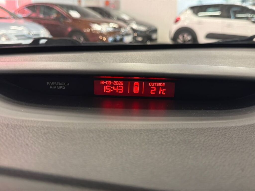 Kia Ceed 2013 Valkoinen