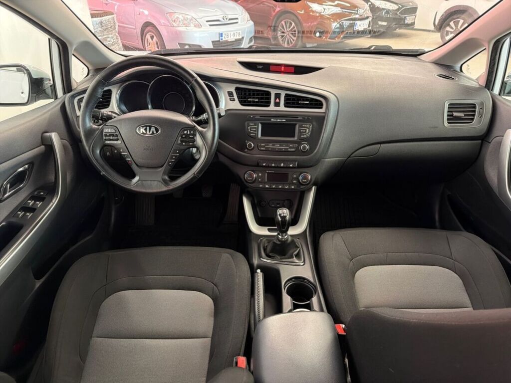 Kia Ceed 2013 Valkoinen