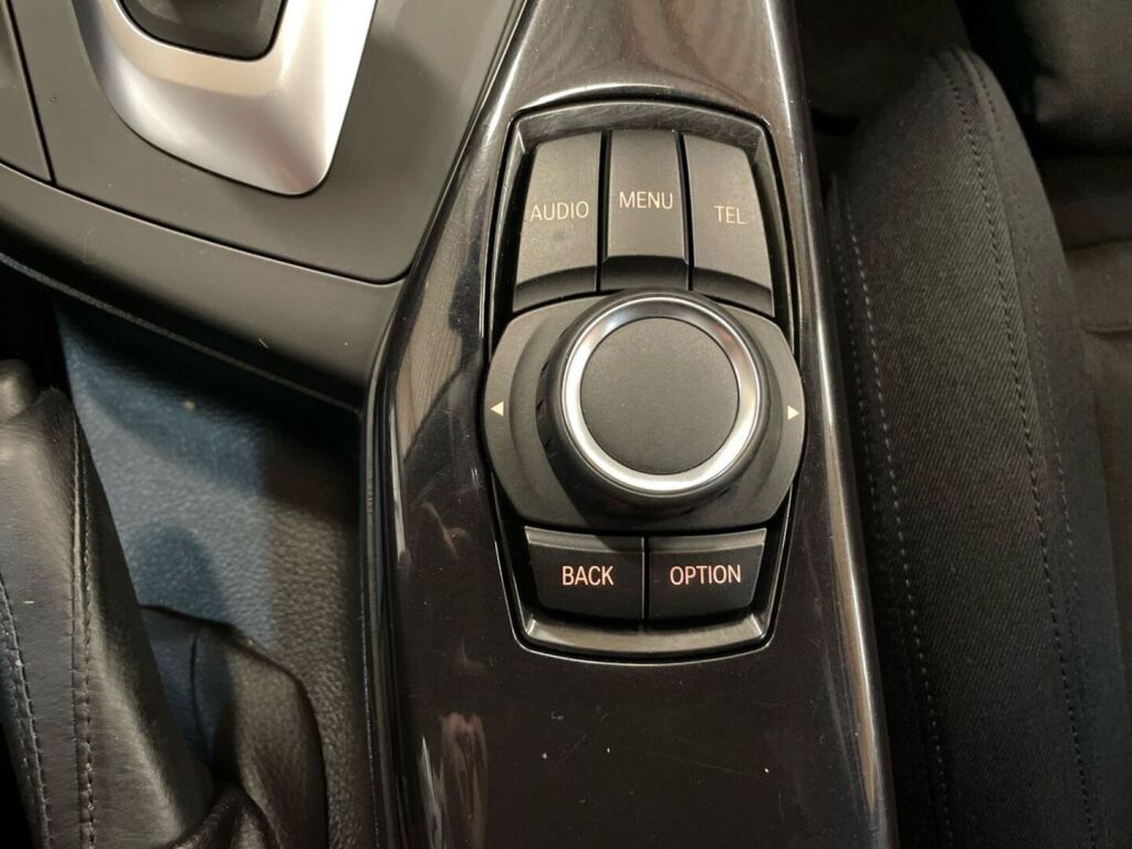 BMW 118 2012 Harmaa