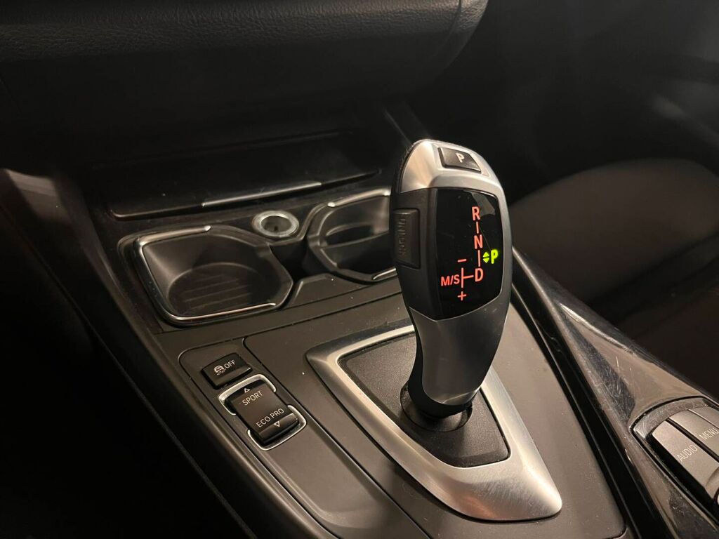 BMW 118 2012 Harmaa