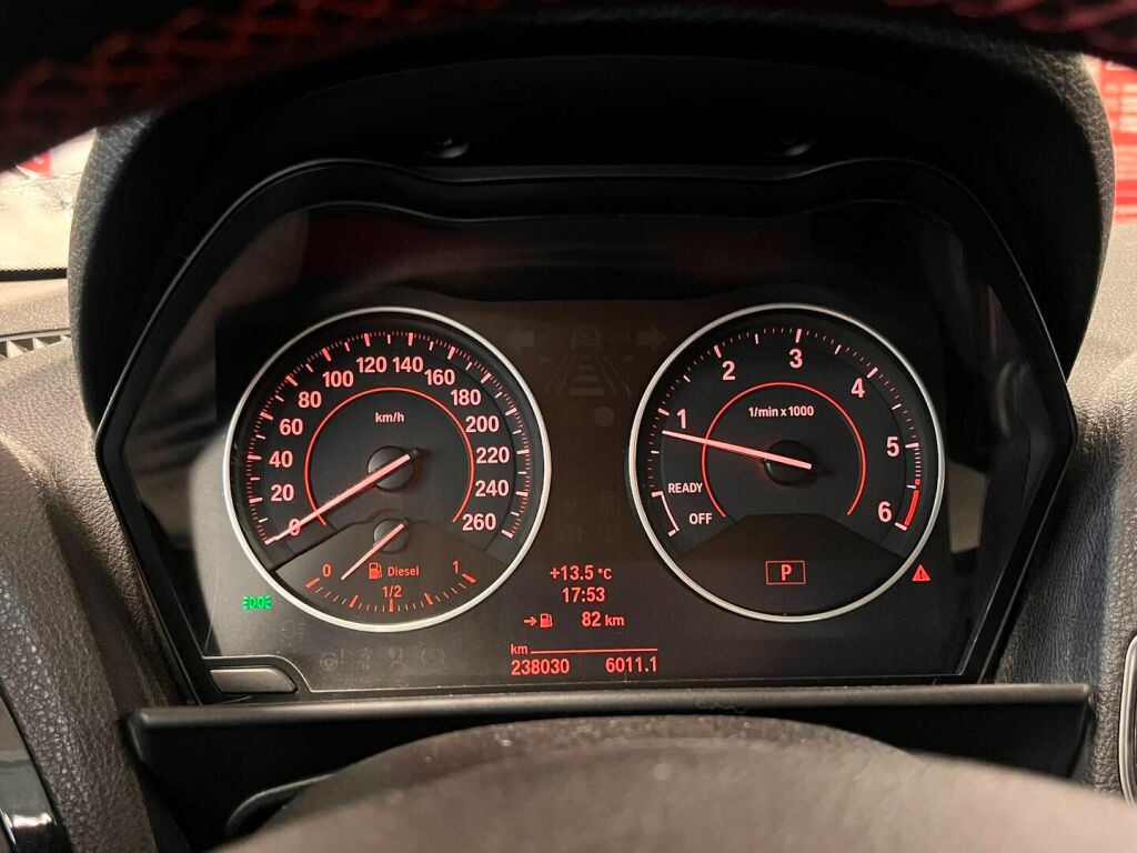 BMW 118 2012 Harmaa