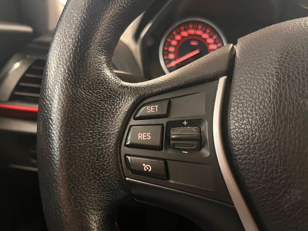 BMW 118 2012 Harmaa