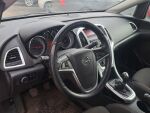 Opel Astra 2012 Punainen