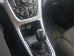 Opel Astra 2012 Punainen