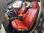 BMW 320 2012 Musta
