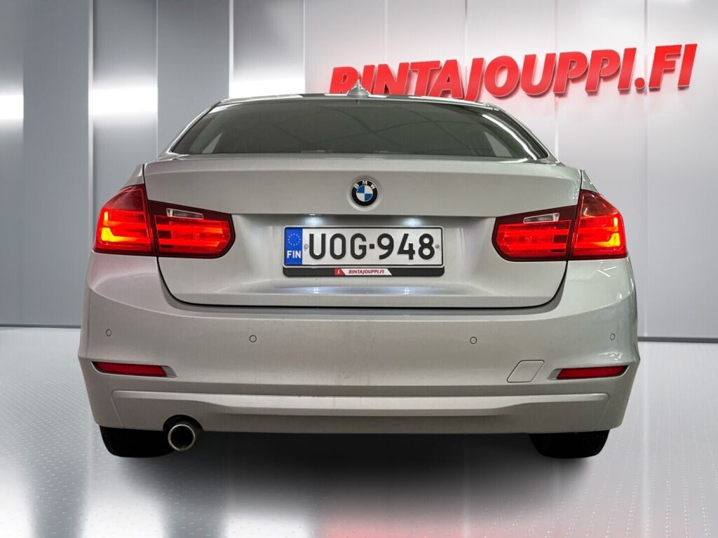BMW 318 2012 Hopea