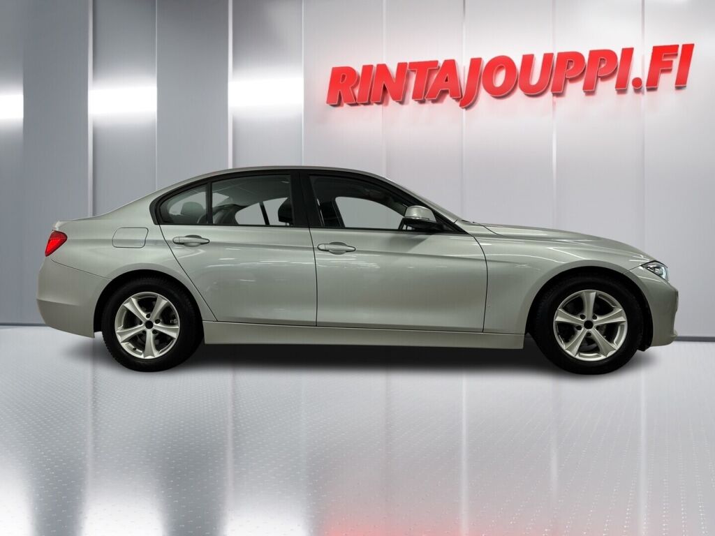 BMW 318 2012 Hopea