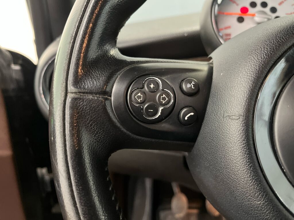 Mini Cooper 2012 Musta