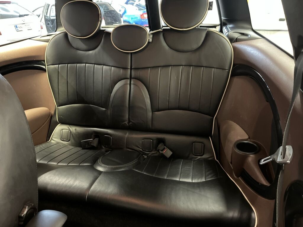 Mini Cooper 2012 Musta