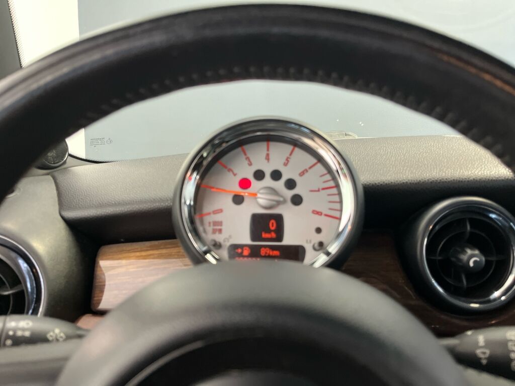 Mini Cooper 2012 Musta