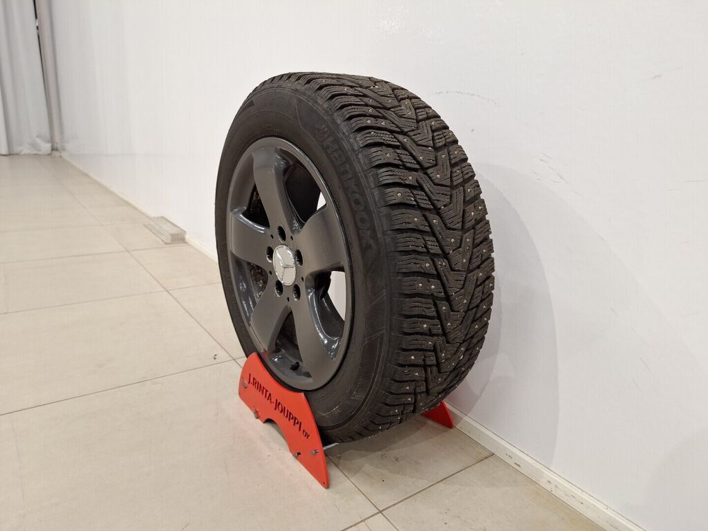 Mercedes-Benz E 2004 Harmaa