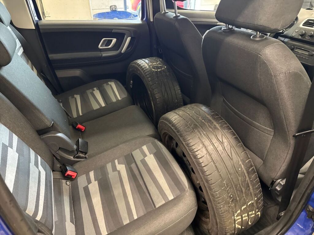 Skoda Roomster 2007 Sininen