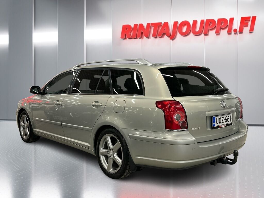 Toyota Avensis 2008 Vihreä