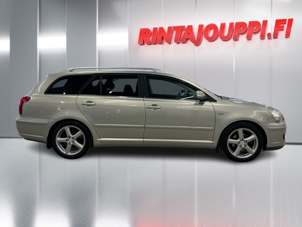 Toyota Avensis 2008 Vihreä