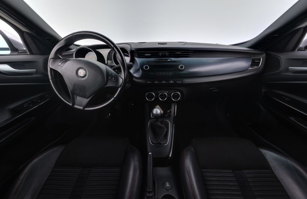 Alfa Romeo Giulietta 2011 Valkoinen