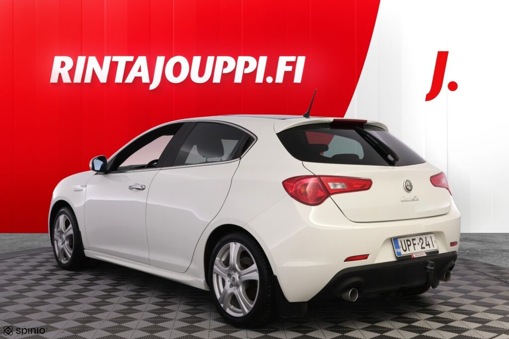 Alfa Romeo Giulietta 2011 Valkoinen