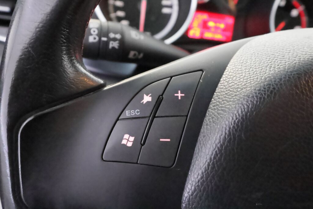 Alfa Romeo Giulietta 2011 Valkoinen