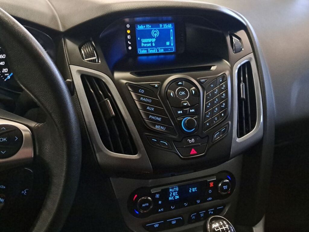 Ford Focus 2012 Harmaa