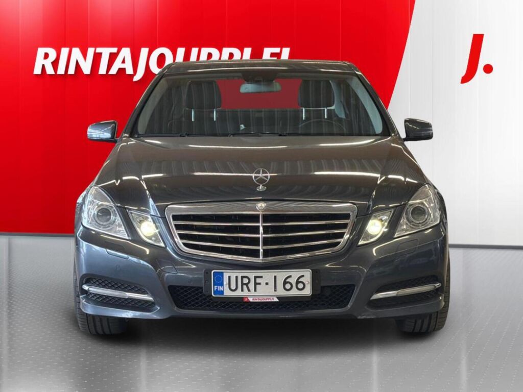 Mercedes-Benz E 2011 Harmaa