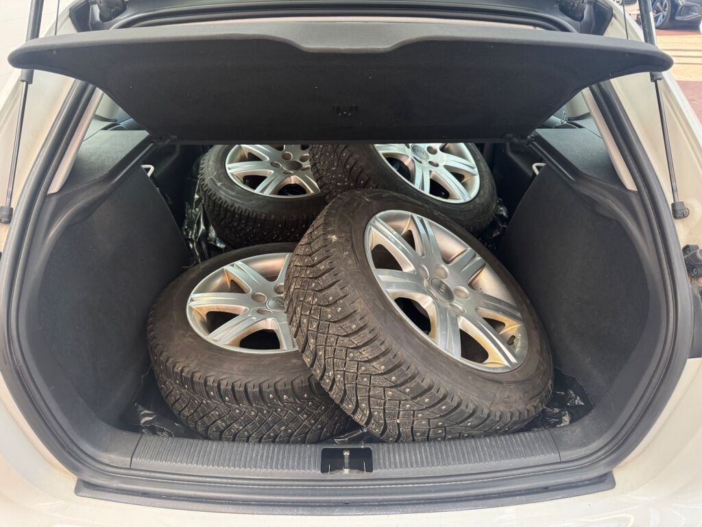 Audi A3 2011 Valkoinen
