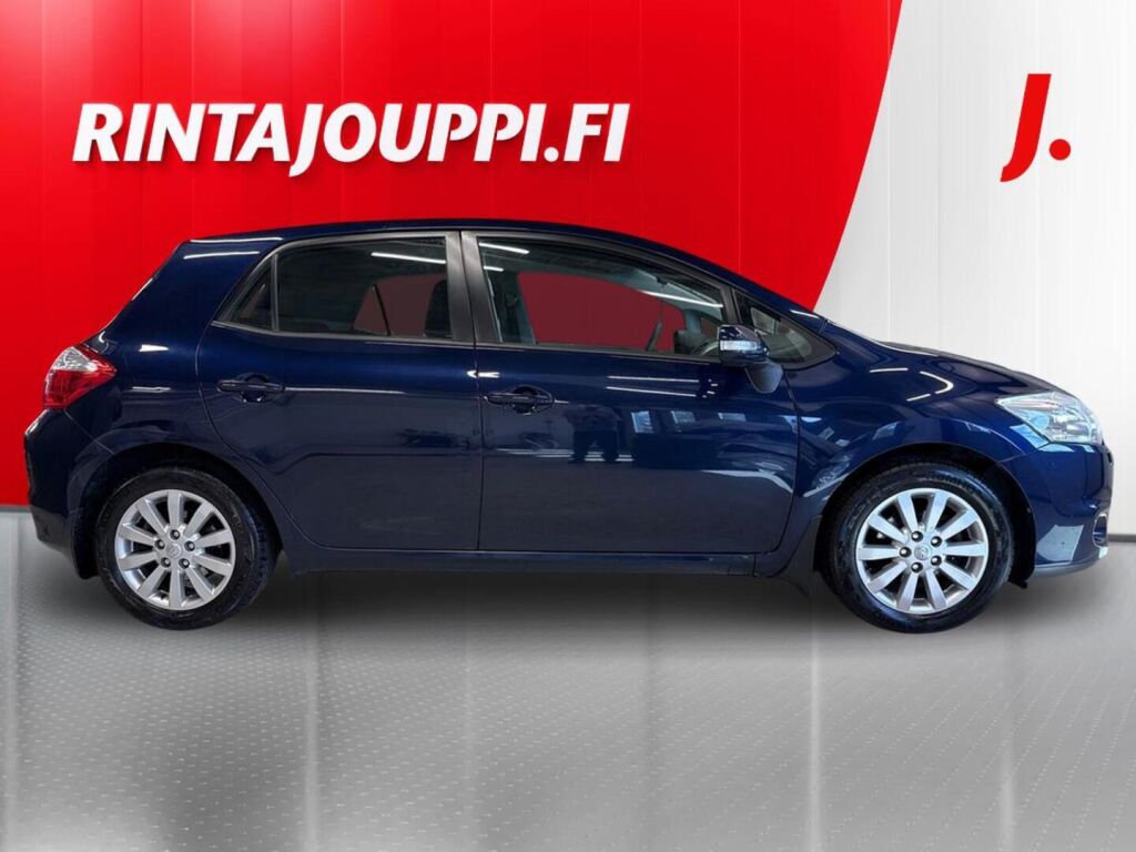 Toyota Auris 2011 Sininen