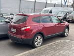 Nissan Qashqai+2 2011 Punainen