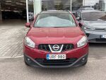 Nissan Qashqai+2 2011 Punainen