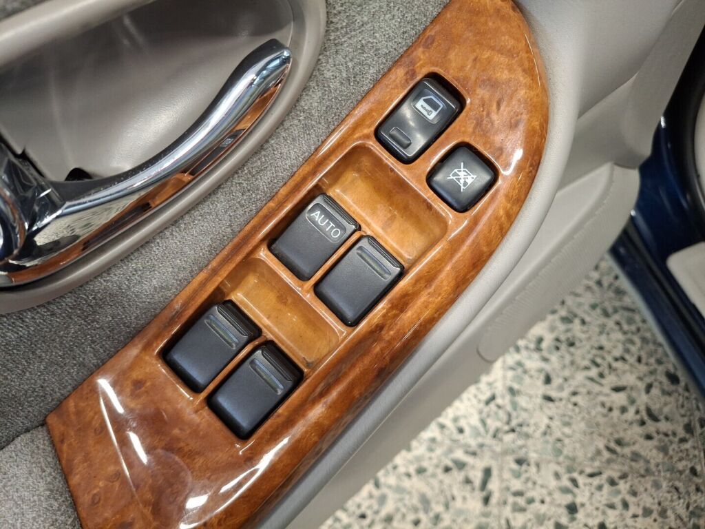 Nissan Maxima 2004 Sininen