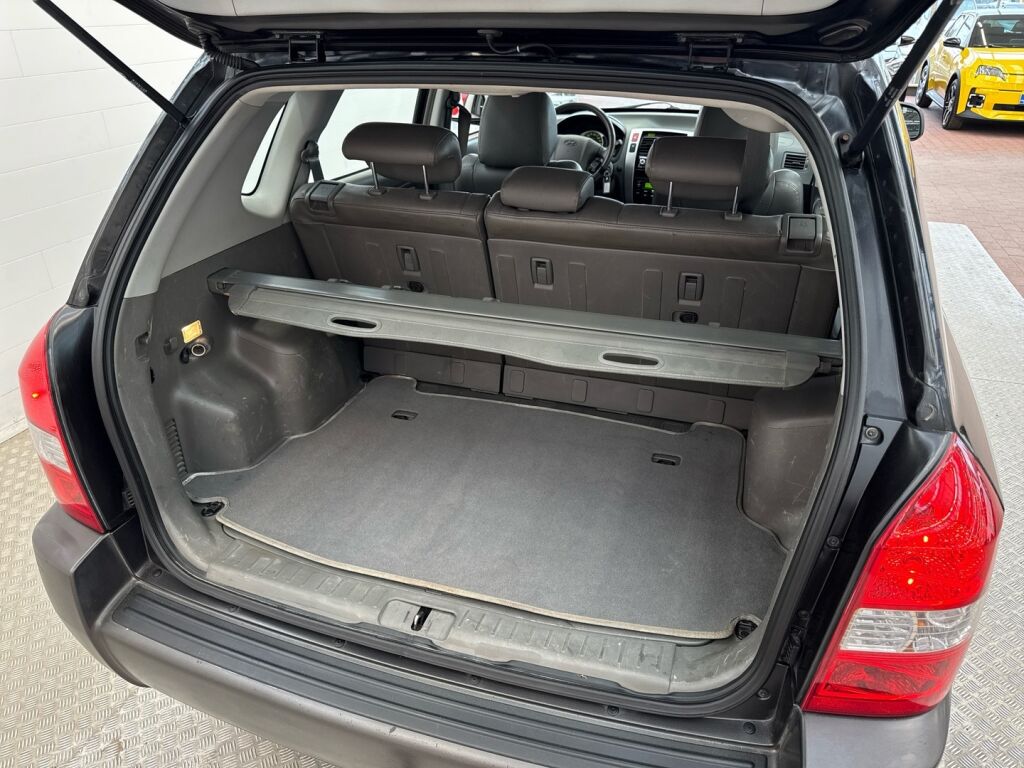 Hyundai Tucson 2006 Musta