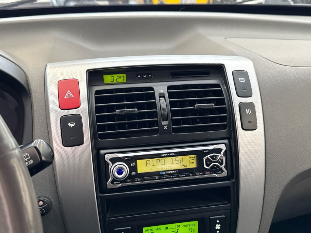 Hyundai Tucson 2006 Musta