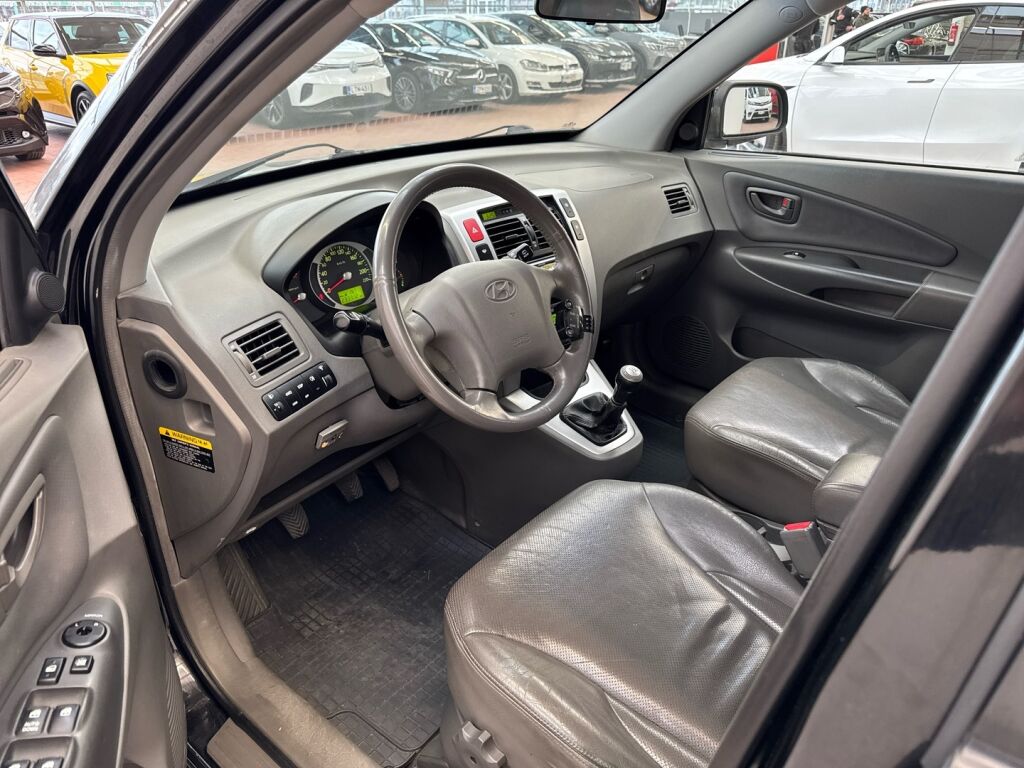 Hyundai Tucson 2006 Musta