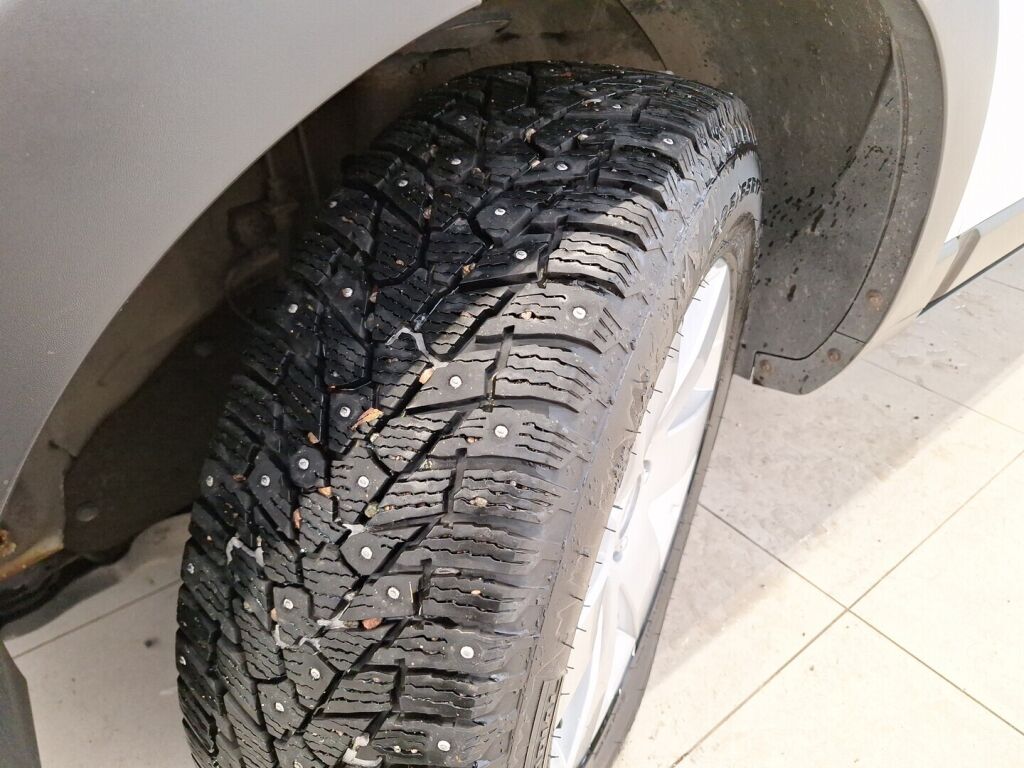 Chevrolet Captiva 2012 Valkoinen