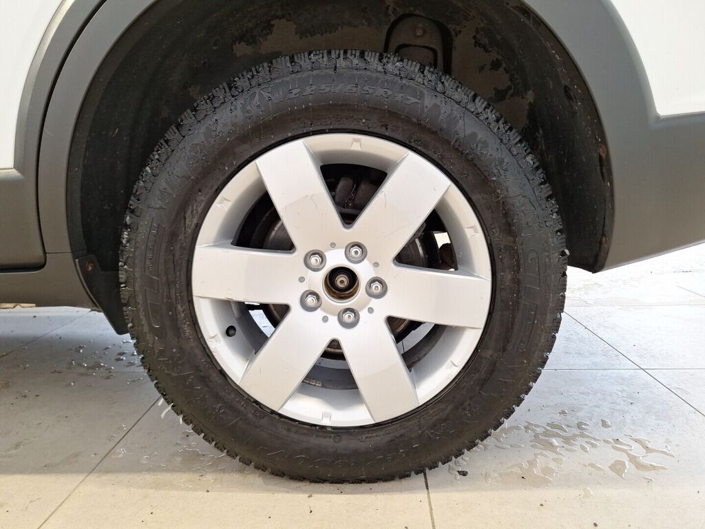 Chevrolet Captiva 2012 Valkoinen