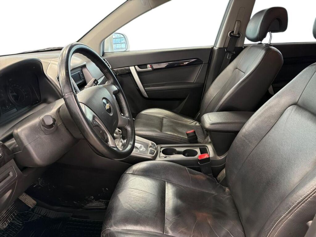 Chevrolet Captiva 2012 Valkoinen