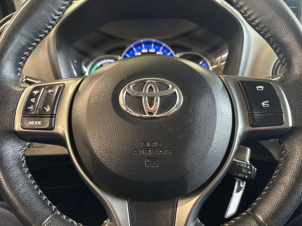 Toyota Yaris 2014 Sininen