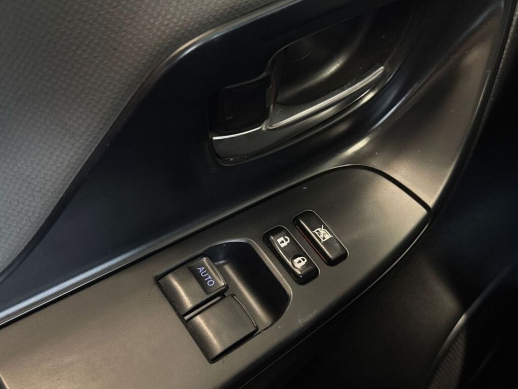 Toyota Yaris 2014 Sininen