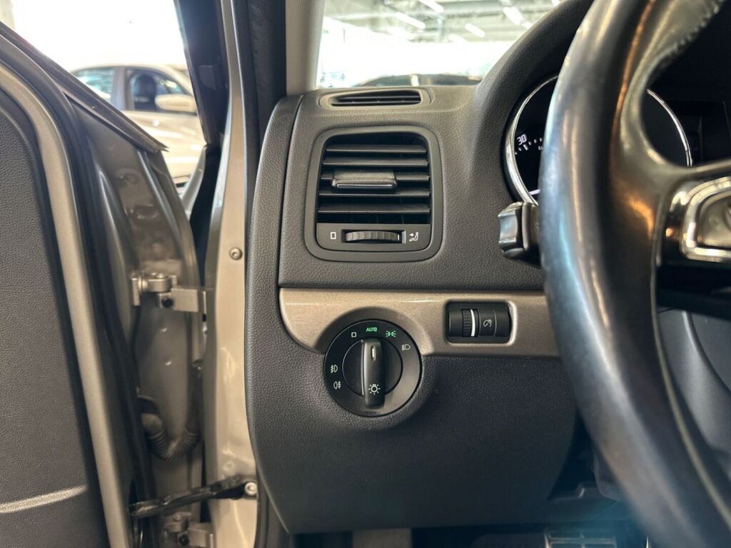 Skoda Yeti 2014 Ruskea (beige)