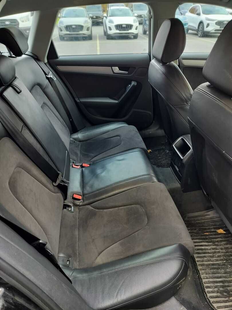 Audi A4 2014 Musta