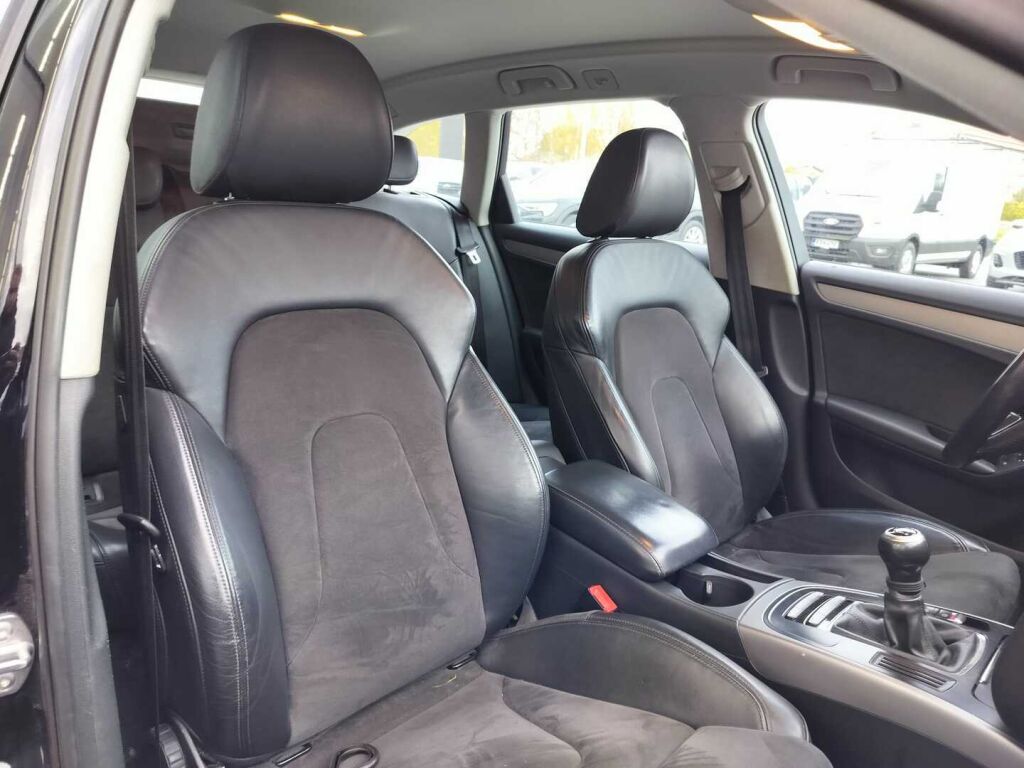 Audi A4 2014 Musta