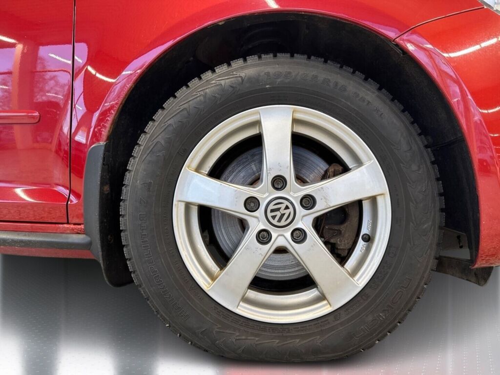 Volkswagen Golf Plus 2012 Metallinhohto Punainen