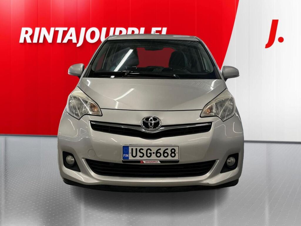 Toyota Verso-S 2012 Hopea