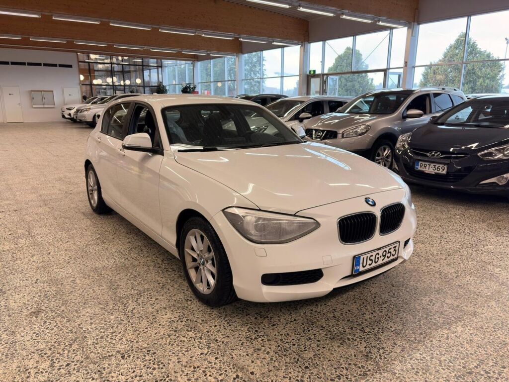 BMW 118 2012 Valkoinen