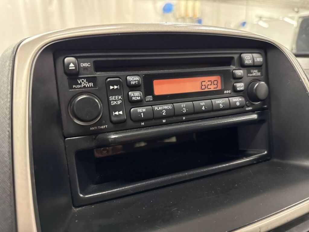 Honda CR-V 2004 Musta